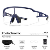 Photochromic Cycling Glasses