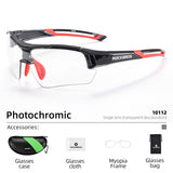 Photochromic Cycling Glasses